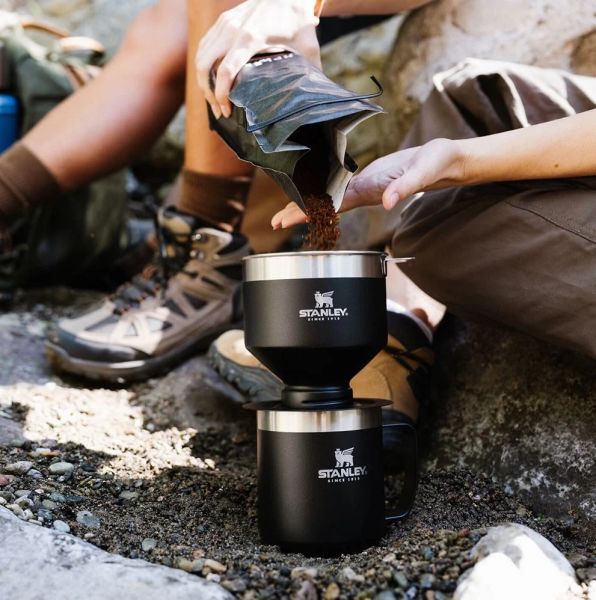 Stanley Klasik Brew Pour Over Paslanmaz Çelik Kahve Demleyici Siyah